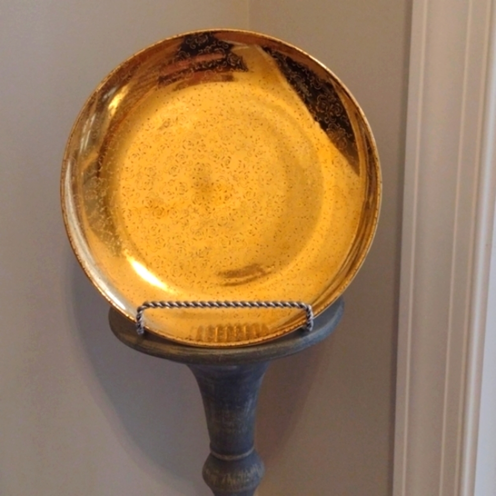 22 KT Gold Lady Hamilton Plate - Picture 6 of 6